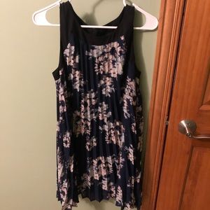 Size L xhilaration navy floral dress worn once!